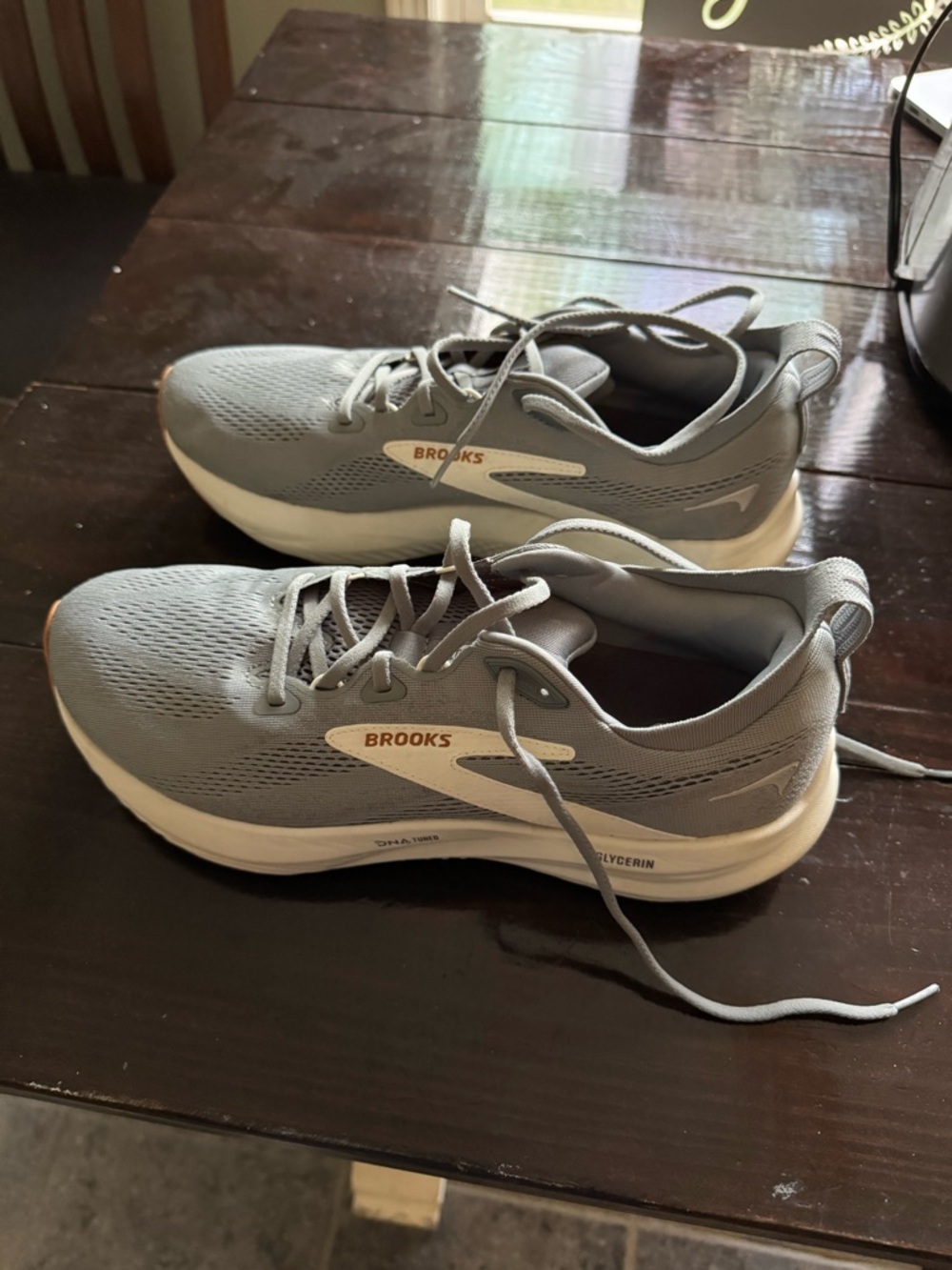 Brooks Men's Glycerin 22 Neutral Running Shoes - Gray with White Midsole